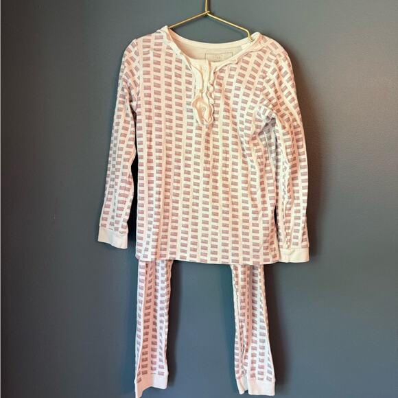 Lila & Hayes flat print ruffle pajamas - Picture 1 of 3